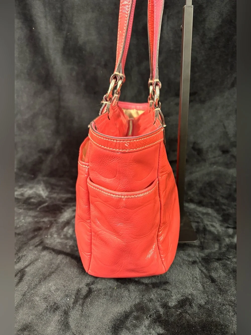 Coach Gallery Tote Coral Pink Signature Embossed Patent Leather F19462